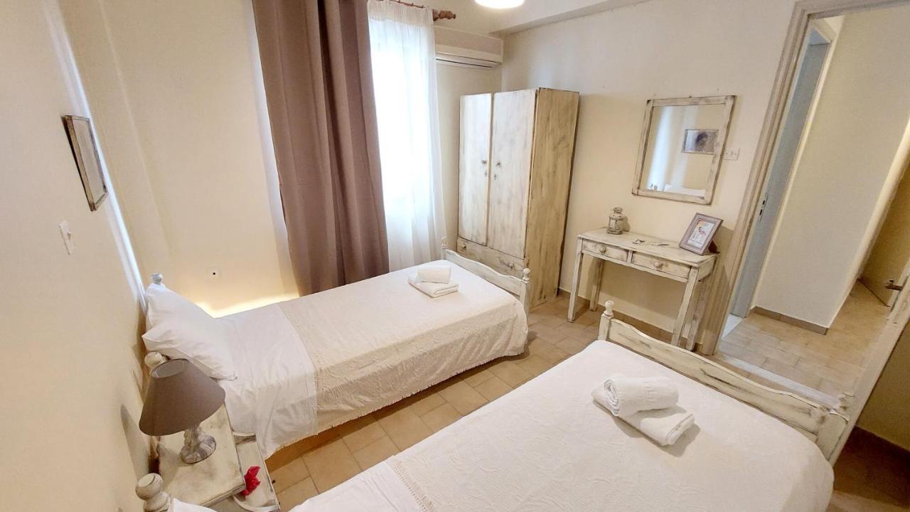 Lourantos Studios & Apartments Vathy  Exterior foto